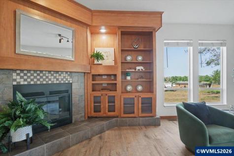 14055 Dallas Coast Highway Dallas OR 97338