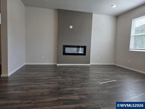 469 Lost Lake Street NE Salem OR 97301