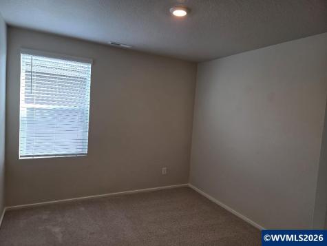 469 Lost Lake Street NE Salem OR 97301