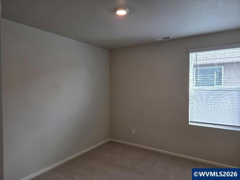 469 Lost Lake Street NE Salem OR 97301