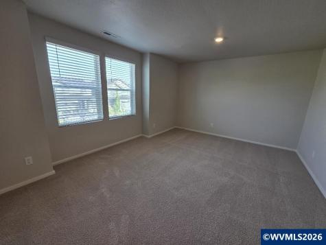 469 Lost Lake Street NE Salem OR 97301