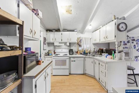 1423 47th Avenue Sweet Home OR 97386