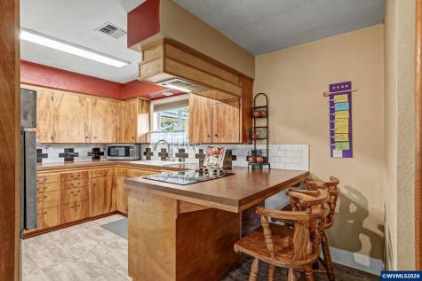 2718 Columbus Street SE Albany OR 97322