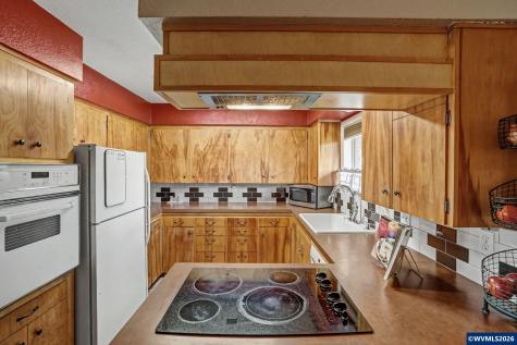 2718 Columbus Street SE Albany OR 97322