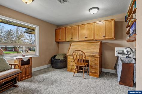 2718 Columbus Street SE Albany OR 97322