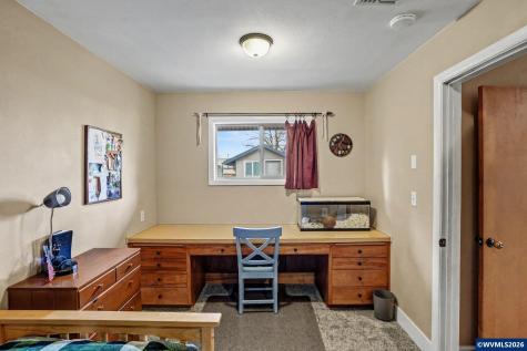2718 Columbus Street SE Albany OR 97322