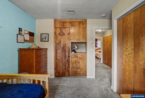 2718 Columbus Street SE Albany OR 97322