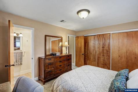 2718 Columbus Street SE Albany OR 97322