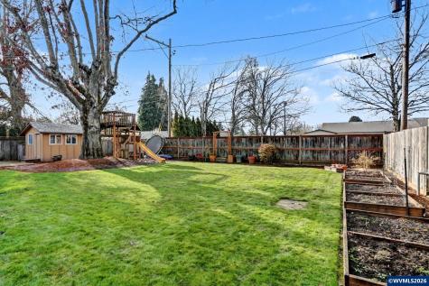 2718 Columbus Street SE Albany OR 97322
