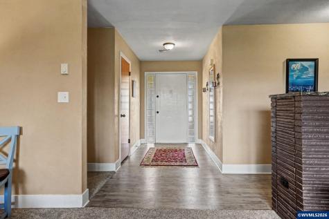 2718 Columbus Street SE Albany OR 97322