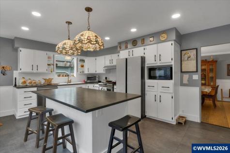 1113 Cottage Street NE Salem OR 97301