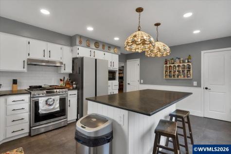 1113 Cottage Street NE Salem OR 97301