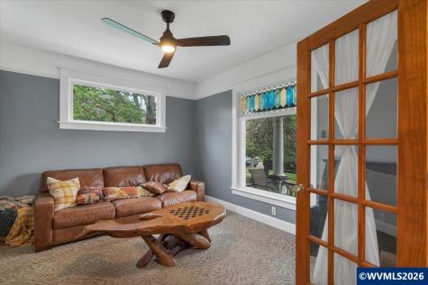 1113 Cottage Street NE Salem OR 97301