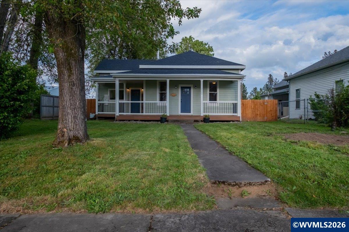 221 N 3rd Street Jefferson OR 97352