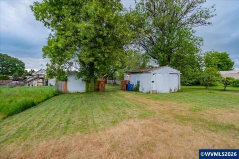 221 N 3rd Street Jefferson OR 97352