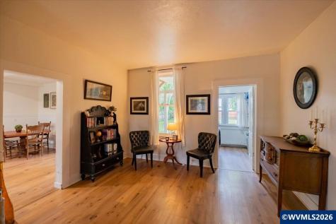 221 N 3rd Street Jefferson OR 97352