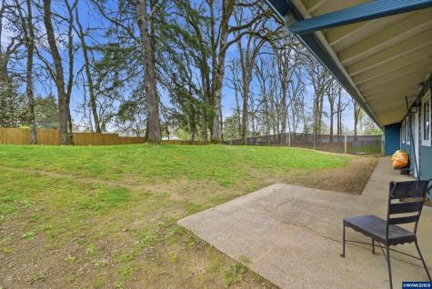 239 NE Azalea Drive Corvallis OR 97330