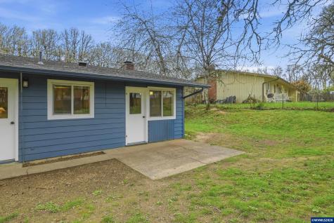 239 NE Azalea Drive Corvallis OR 97330