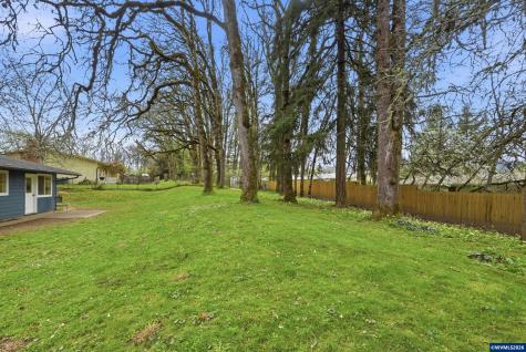 239 NE Azalea Drive Corvallis OR 97330