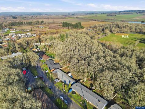 239 NE Azalea Drive Corvallis OR 97330