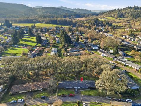 239 NE Azalea Drive Corvallis OR 97330