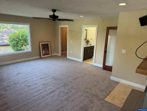 1001 Murlark Avenue NW Salem OR 97304
