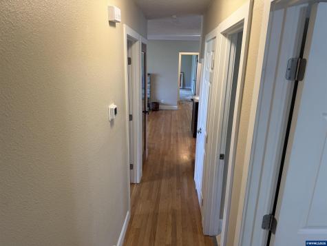 1001 Murlark Avenue NW Salem OR 97304