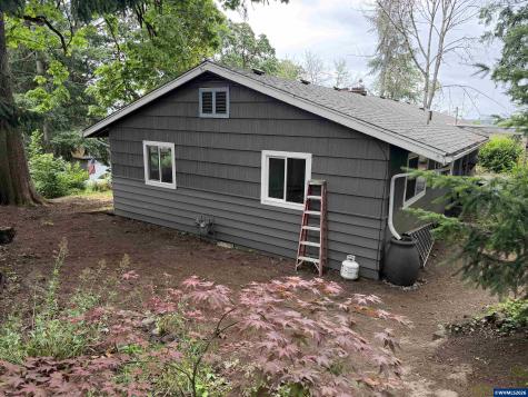 1001 Murlark Avenue NW Salem OR 97304