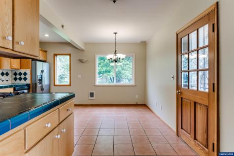 928 Birch Avenue Cottage Grove OR 97424