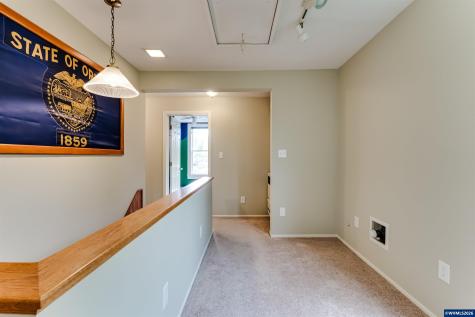 928 Birch Avenue Cottage Grove OR 97424