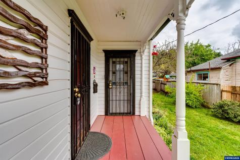 928 Birch Avenue Cottage Grove OR 97424