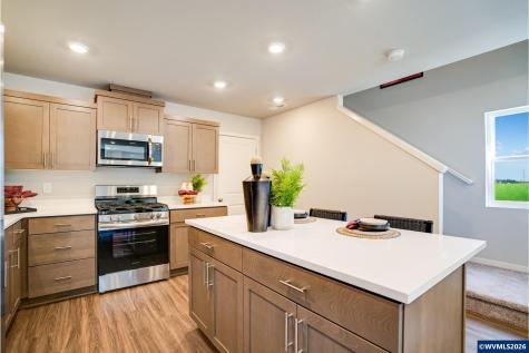 839 Kirksey Street Woodburn OR 97071