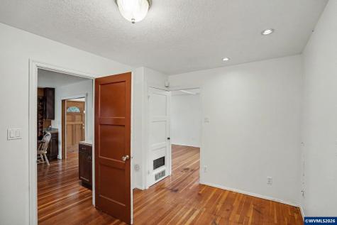 508 S 2nd Street Silverton OR 97381