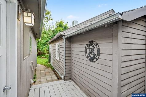 508 S 2nd Street Silverton OR 97381
