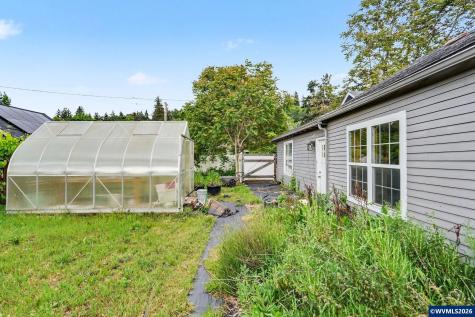 508 S 2nd Street Silverton OR 97381