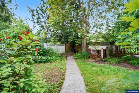 508 S 2nd Street Silverton OR 97381