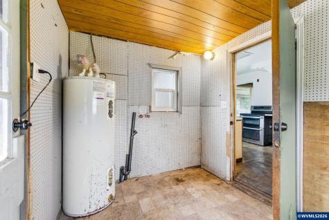 1715 Cascade Drive Lebanon OR 97355