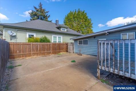 991 SE Lyle Street Dallas OR 97338