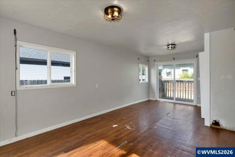 991 SE Lyle Street Dallas OR 97338