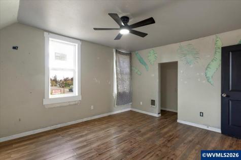 991 SE Lyle Street Dallas OR 97338