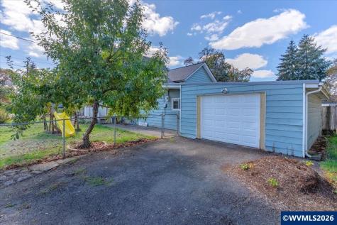 991 SE Lyle Street Dallas OR 97338