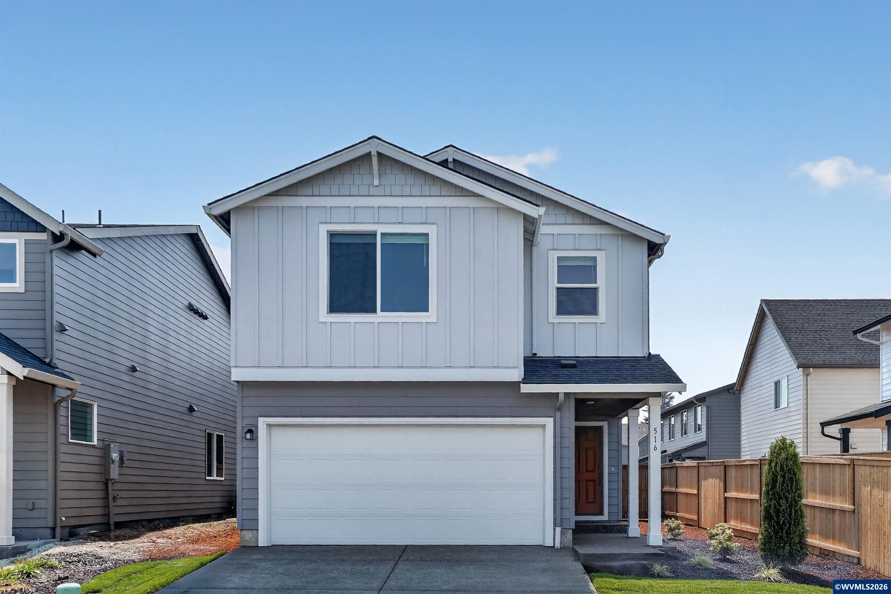 541 Spring Bl Woodburn OR 97071