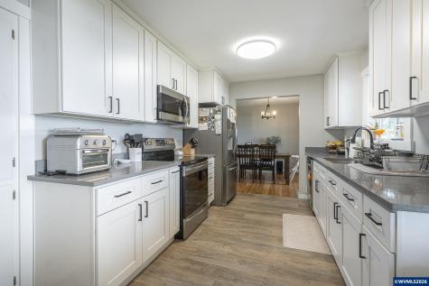 2239 Steiwer Road SE Jefferson OR 97362