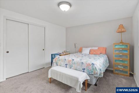 5780 14th Avenue NE Keizer OR 97303