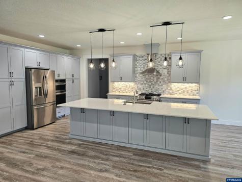 4581 Kalmia Street Sweet Home OR 97386