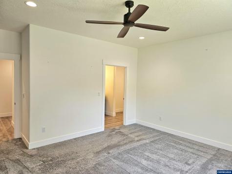 4581 Kalmia Street Sweet Home OR 97386