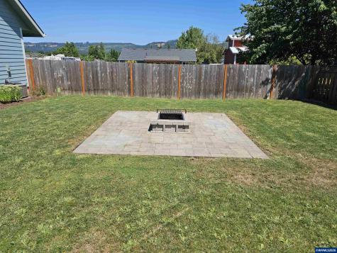 4581 Kalmia Street Sweet Home OR 97386
