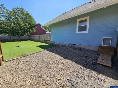 4581 Kalmia Street Sweet Home OR 97386