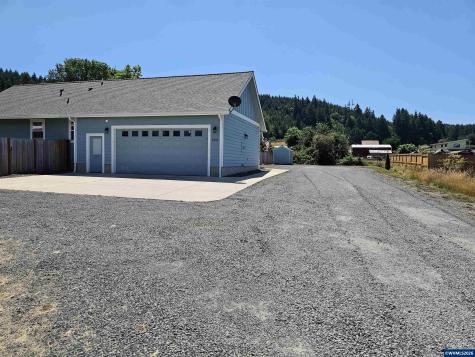 4581 Kalmia Street Sweet Home OR 97386