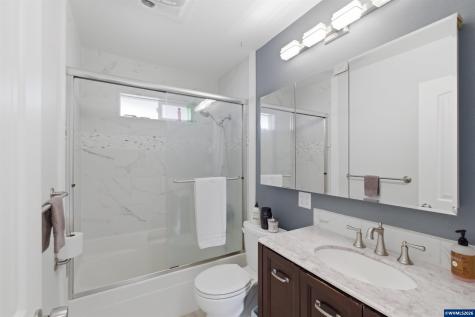910 Ermine Street SE Albany OR 97322